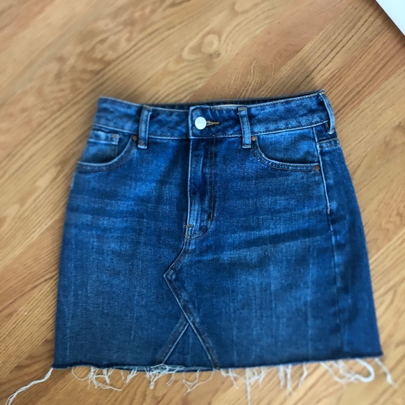 Denim Mini Skirt w/ Frayed ends - Picture 1 of 1